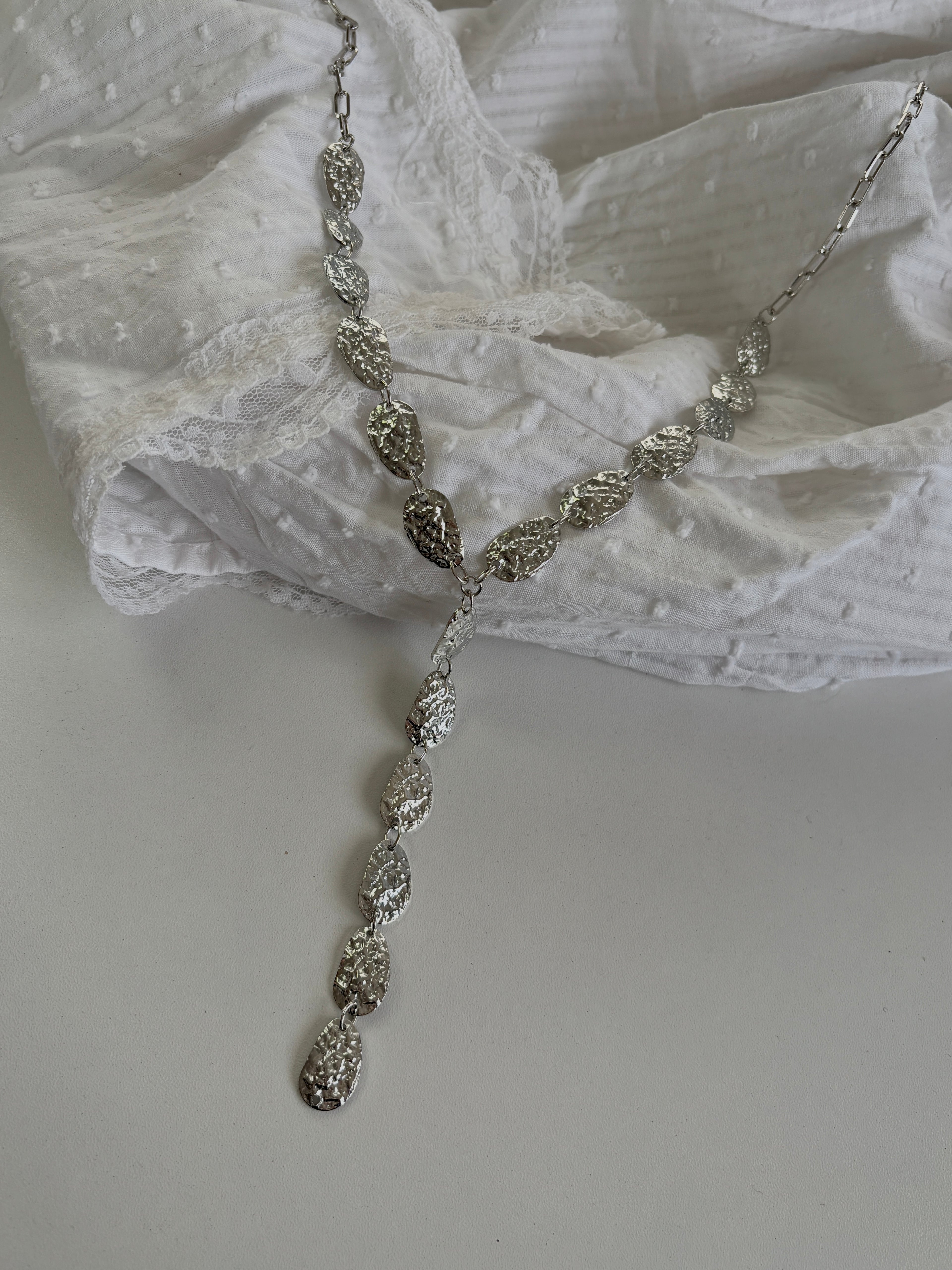 Collar gota