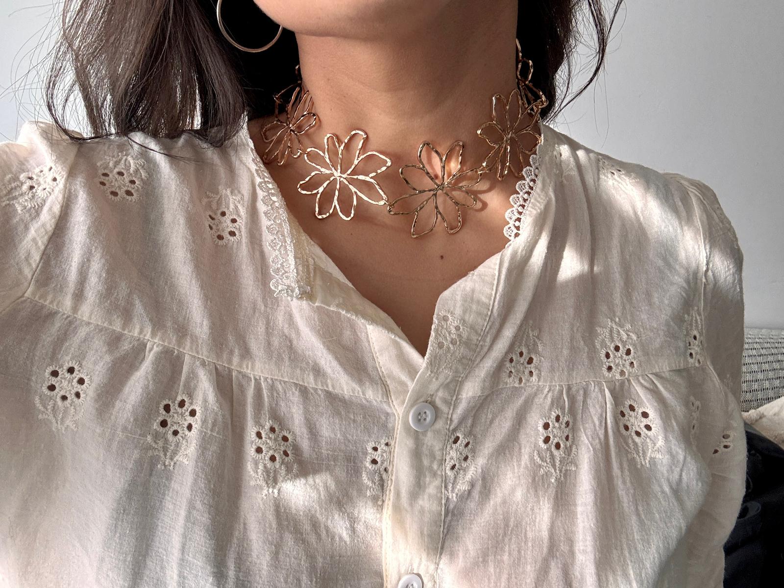 Choker flor